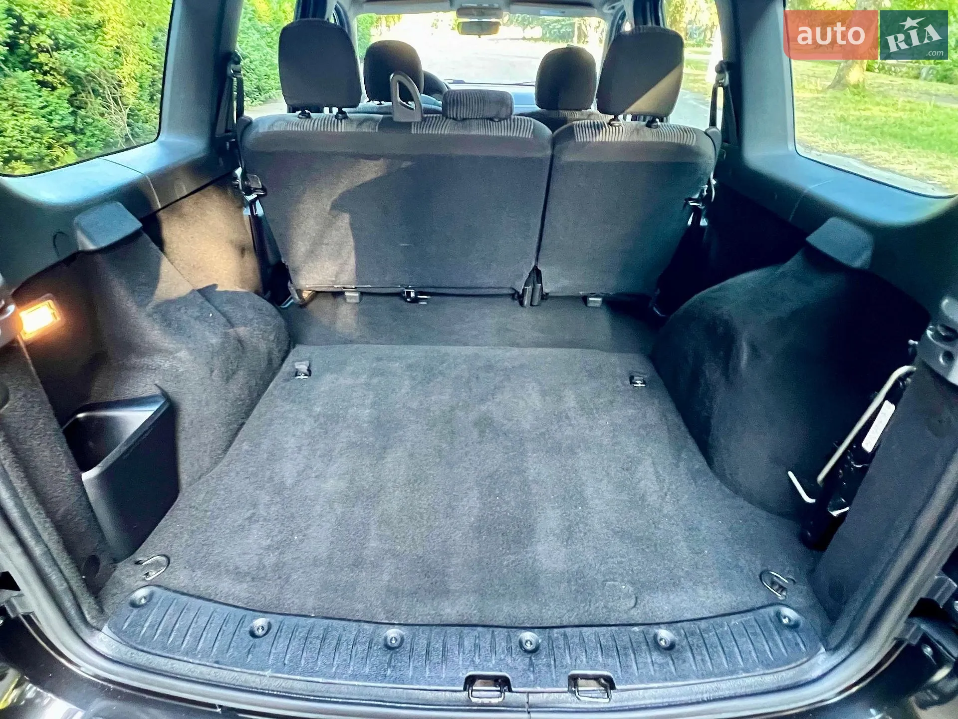 2011 Dacia Logan - мініатюра 75