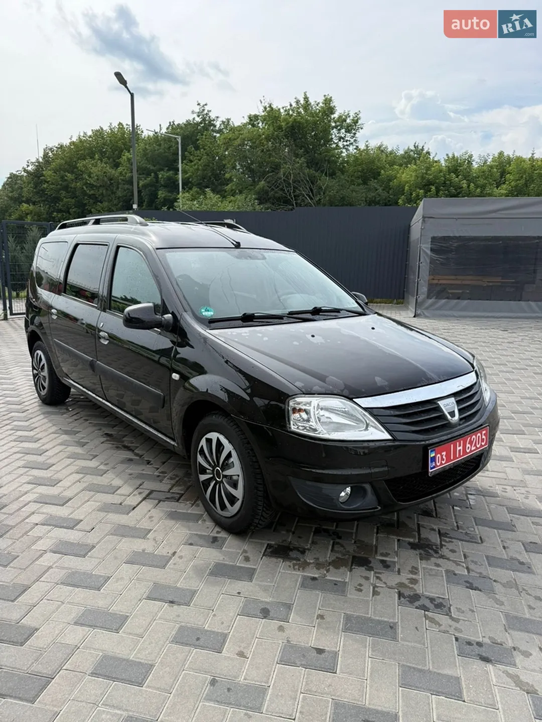 2018 Volkswagen Touareg - мініатюра 2