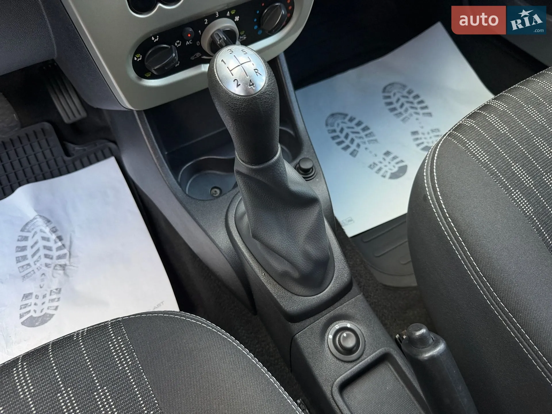 2012 Dacia Logan - мініатюра 69