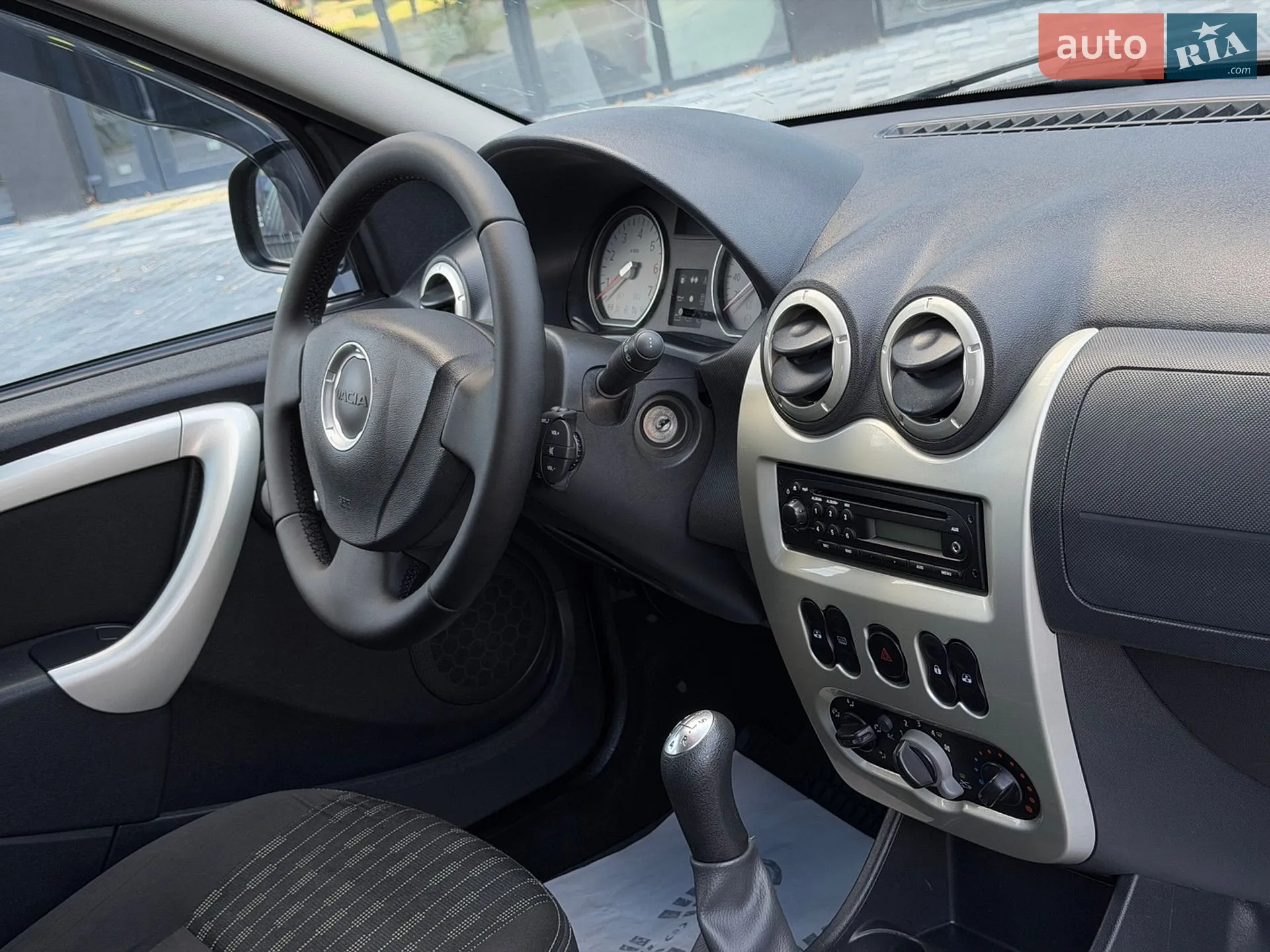 2012 Dacia Logan - мініатюра 76