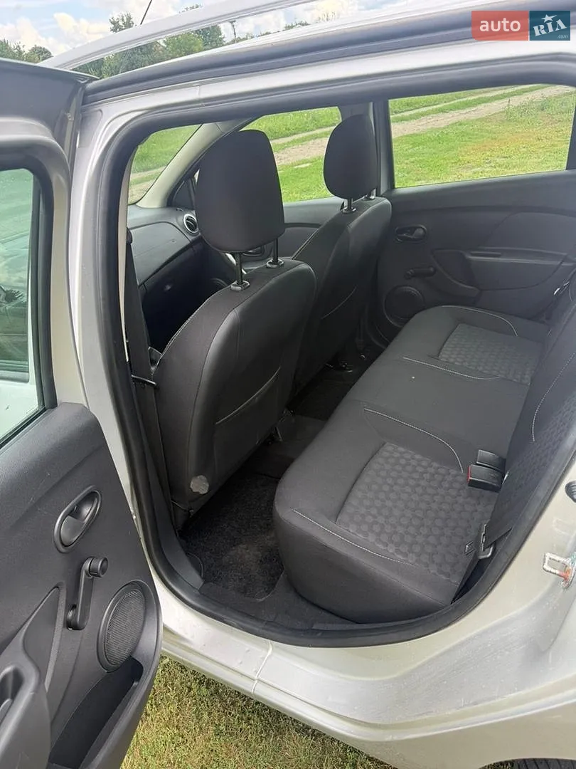 2014 Dacia Logan - мініатюра 11
