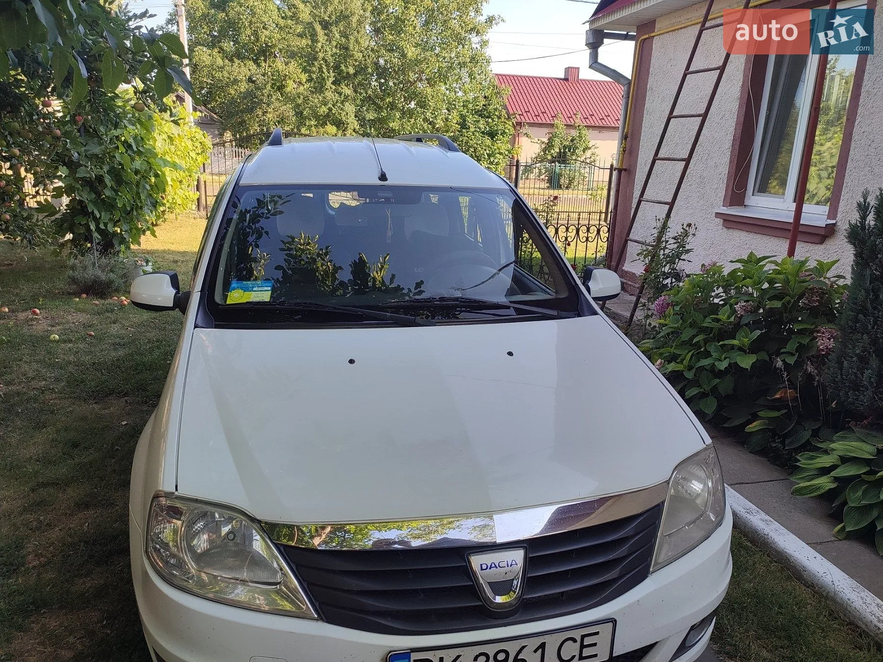 2011 Dacia Logan - мініатюра 4