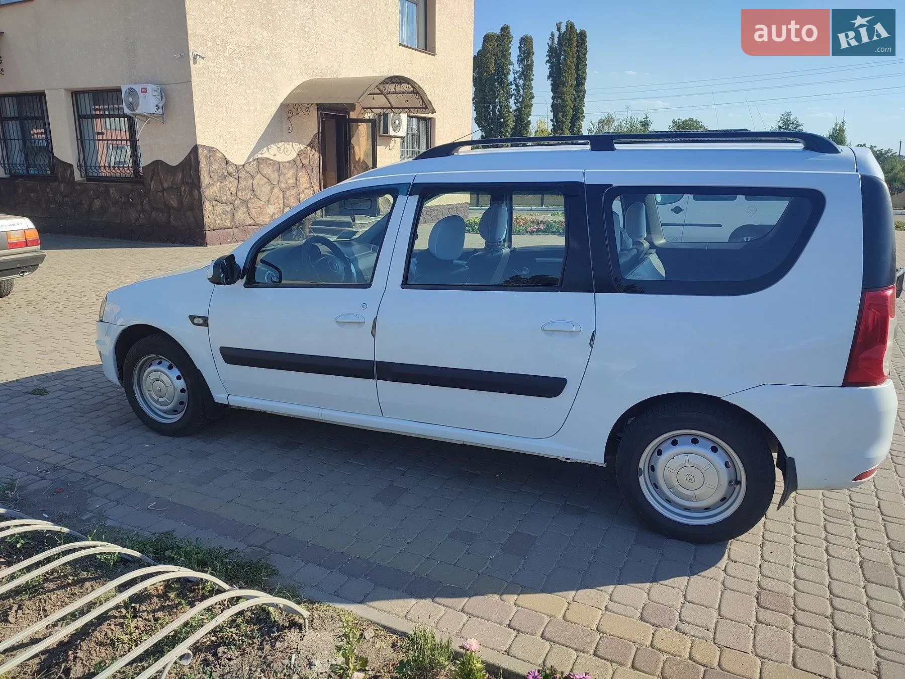 2011 Dacia Logan - мініатюра 9