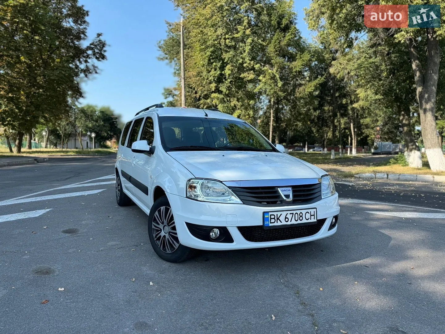 2011 Dacia Logan - мініатюра 4