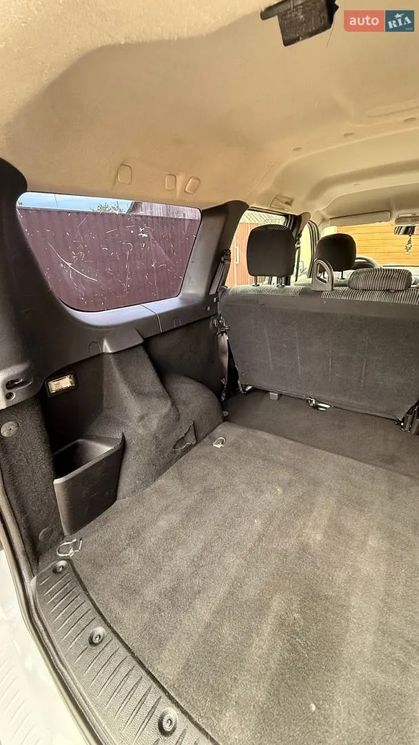 2010 Dacia Logan - мініатюра 37