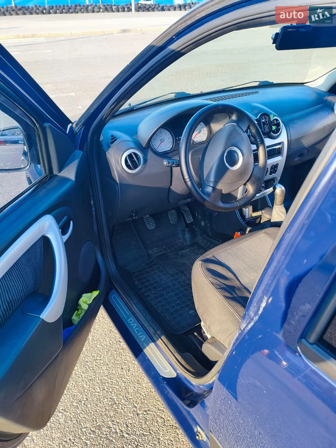2010 Dacia Logan - мініатюра 7