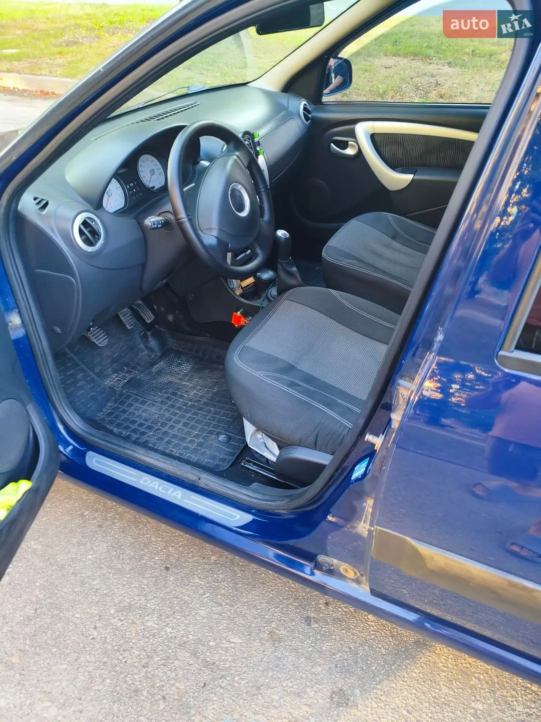 2010 Dacia Logan - мініатюра 15