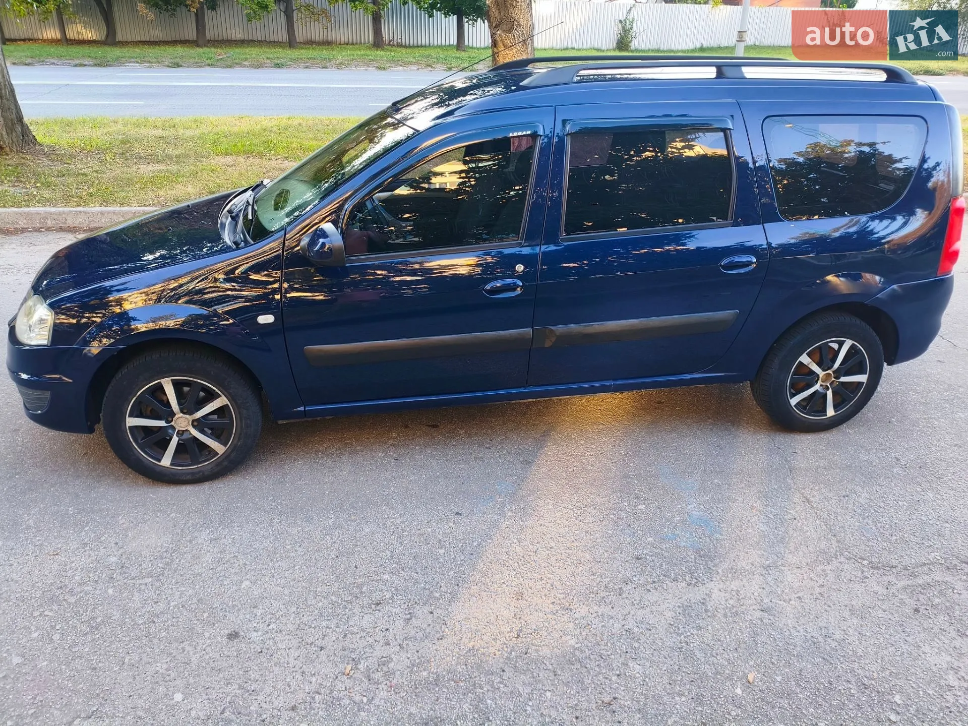 2010 Dacia Logan - мініатюра 10