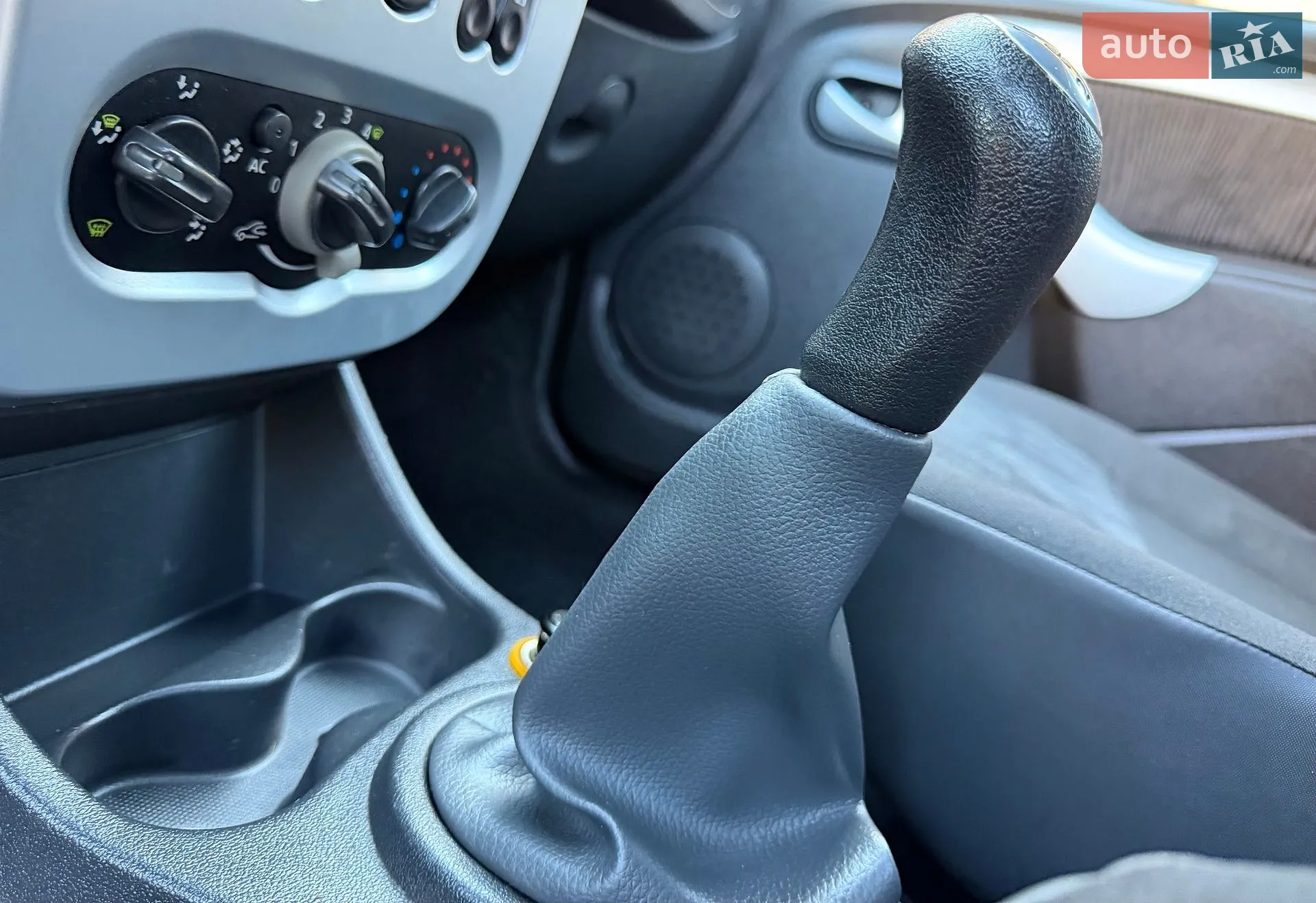 2011 Dacia Logan - мініатюра 89