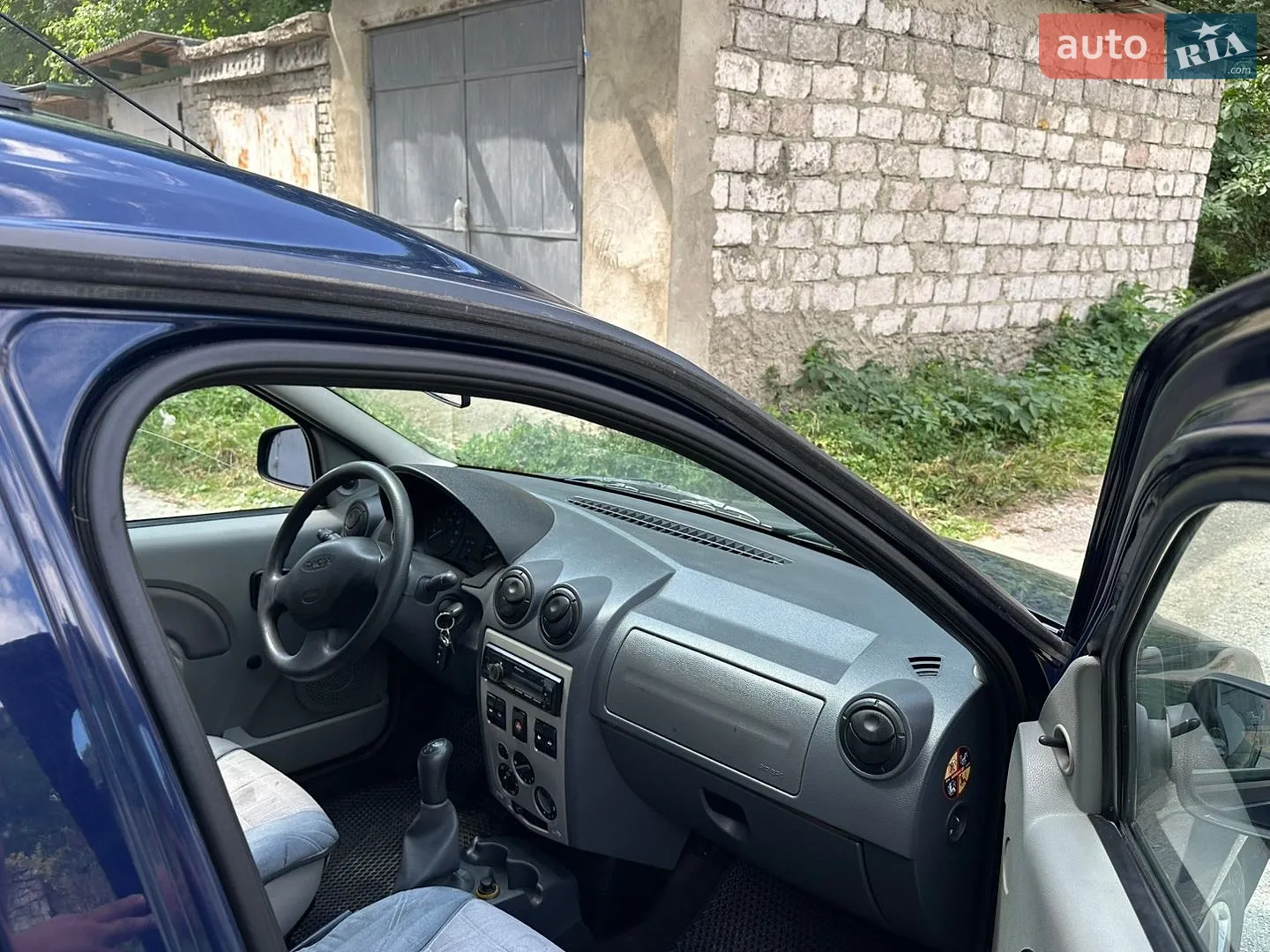 2010 Dacia Logan - мініатюра 3