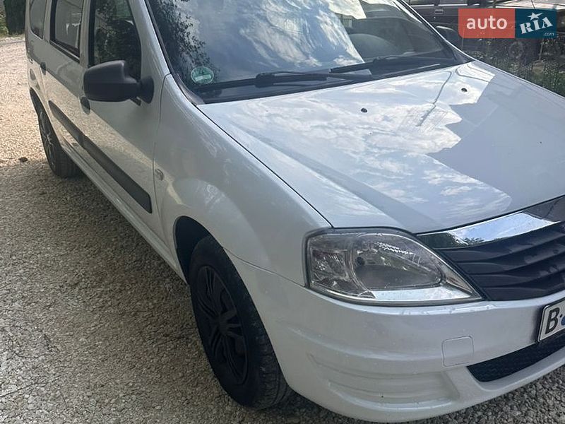Универсал Dacia Logan MCV 2012 в Збараже