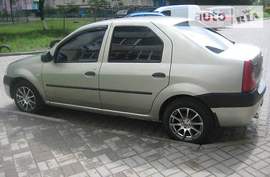 Седан Dacia Logan 2006 в Сумах