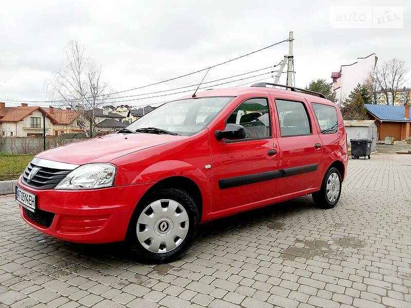 Універсал Dacia Logan 2010 в Івано-Франківську