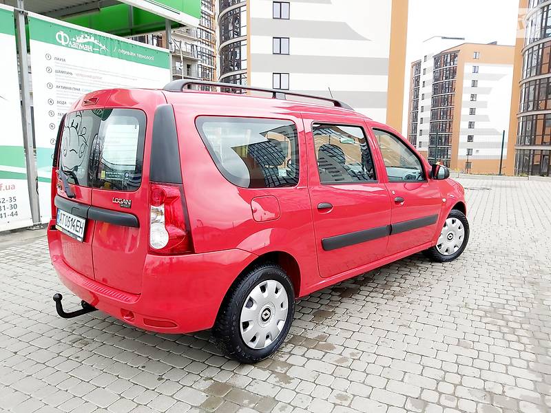 Універсал Dacia Logan 2010 в Івано-Франківську