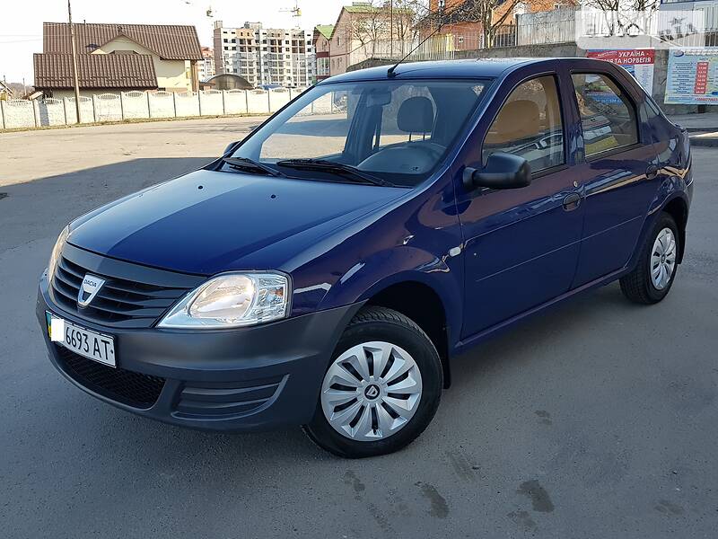 Седан Dacia Logan 2009 в 