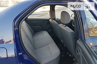 Седан Dacia Logan 2009 в 
