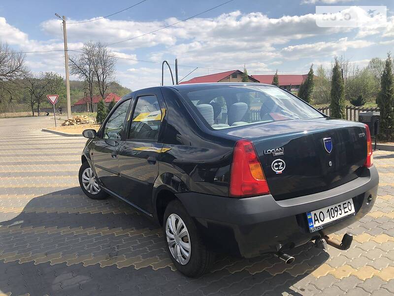 Седан Dacia Logan 2006 в Иршаве