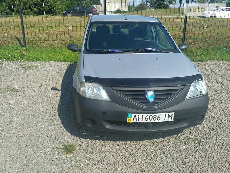Седан Dacia Logan 2007 в Києві