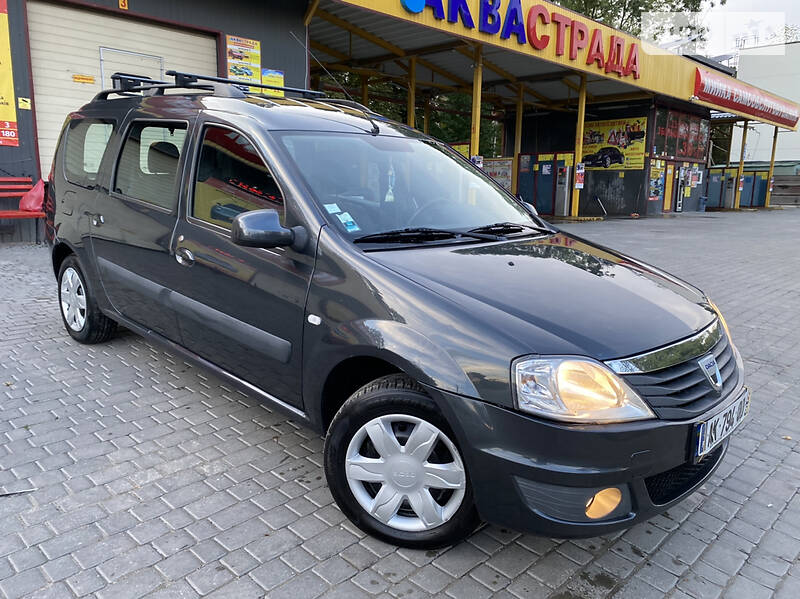 Універсал Dacia Logan 2012 в Тернополі