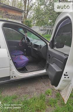 Седан Dacia Logan 2006 в Києві