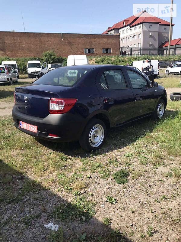 Седан Dacia Logan 2013 в Чернівцях