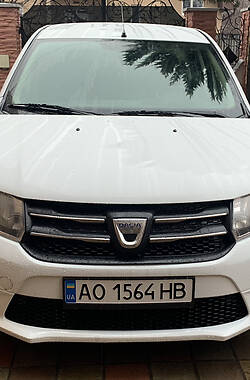 Седан Dacia Logan 2013 в Ужгороде