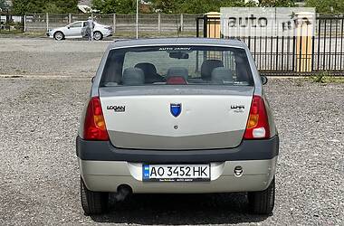 Седан Dacia Logan 2005 в Иршаве