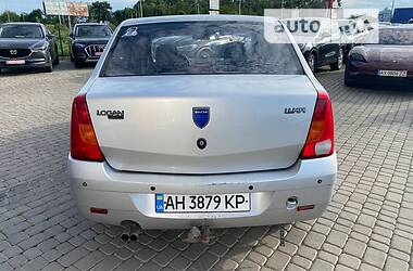 Седан Dacia Logan 2006 в Львове