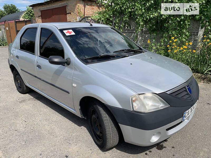 Седан Dacia Logan 2006 в Звенигородці