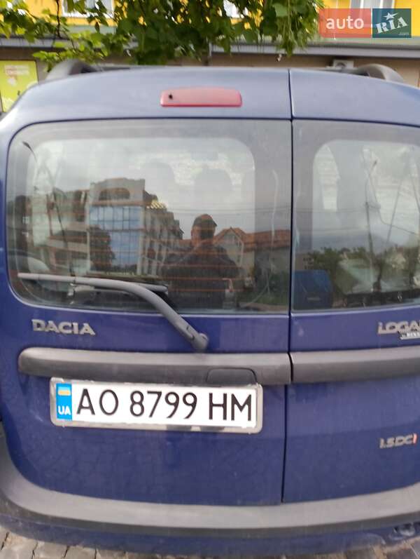 Седан Dacia Logan 2007 в Сваляве