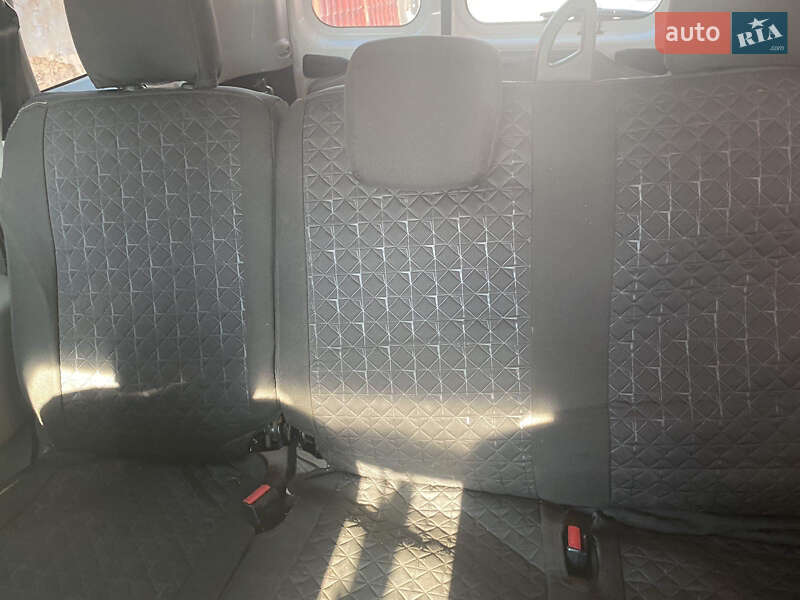 Універсал Dacia Logan 2010 в Козові