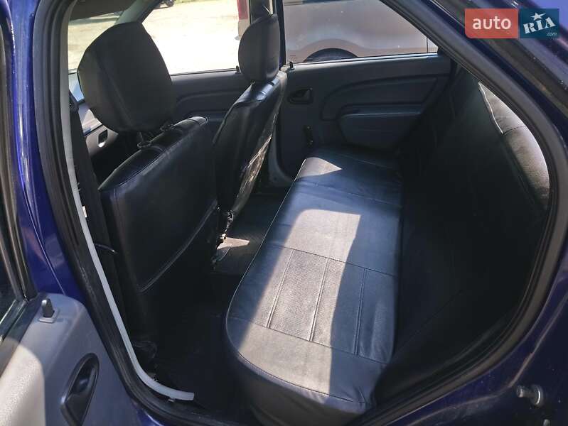 Седан Dacia Logan 2008 в Днепре