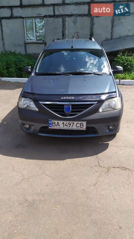 Минивэн Dacia Logan 2007 в Малой Виске