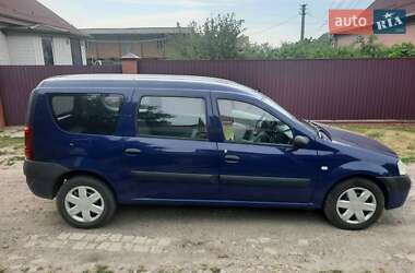 Седан Dacia Logan 2008 в Переяславе