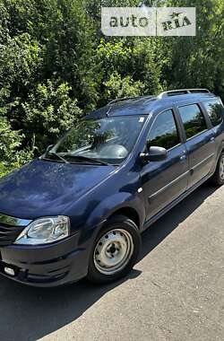Седан Dacia Logan 2012 в 