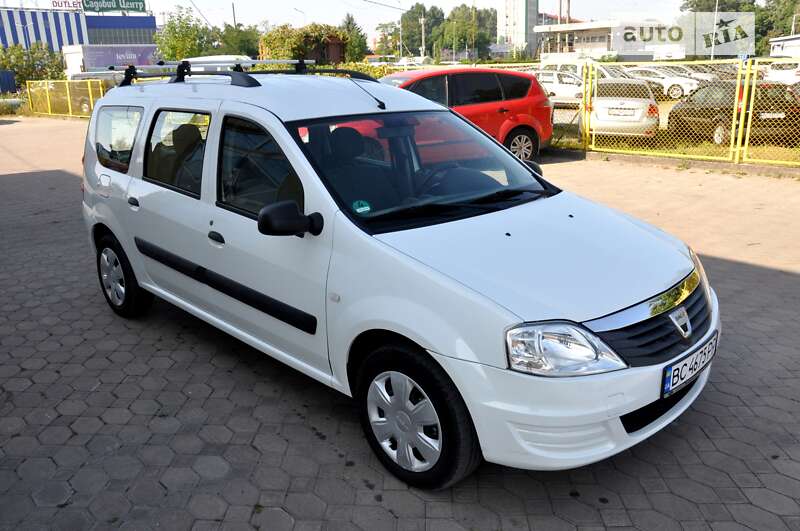 AUTO.RIA – Продам Дачія Логан 2009 (BC4675PP) бензин 1.4 седан бу у ...