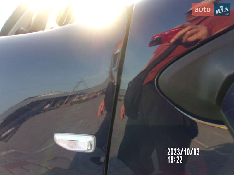 Седан Dacia Logan 2013 в Житомирі