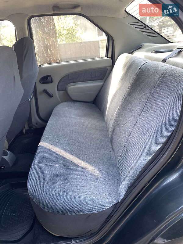Седан Dacia Logan 2006 в Самборе
