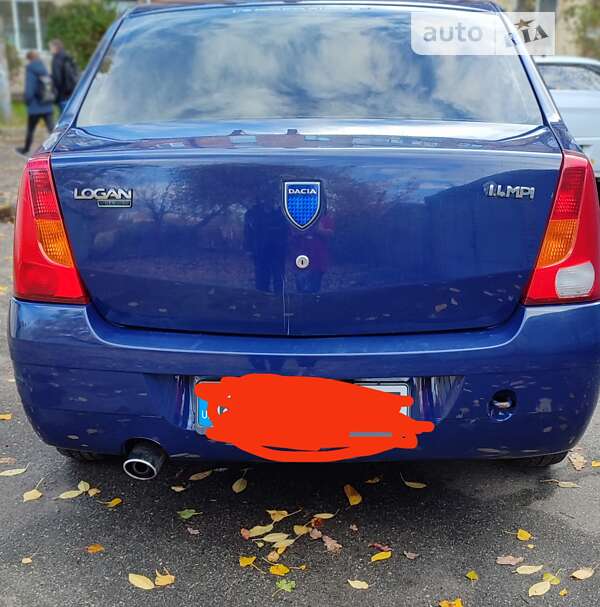 Седан Dacia Logan 2006 в Киеве