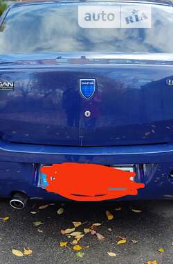 Седан Dacia Logan 2006 в 