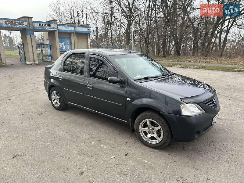 Седан Dacia Logan 2006 в Золочеве