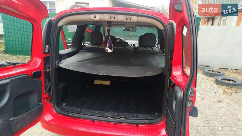 Универсал Dacia Logan 2011 в Чернигове