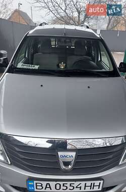 Седан Dacia Logan 2009 в 