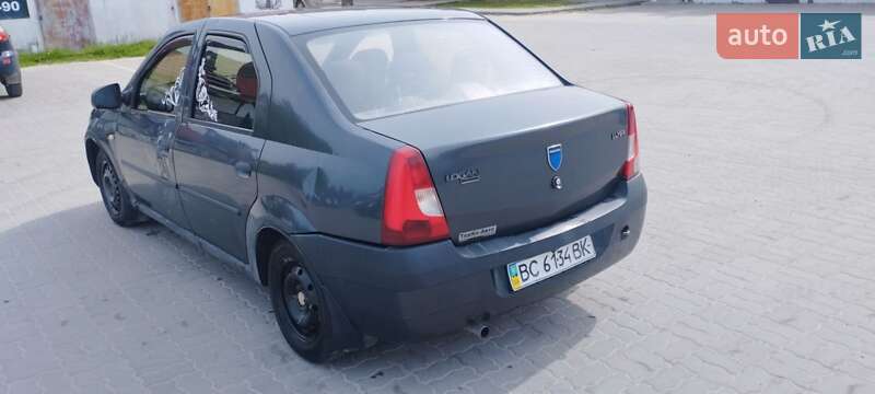 Седан Dacia Logan 2008 в Золочеві