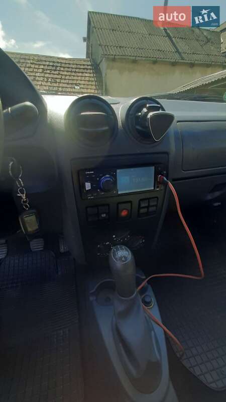 Седан Dacia Logan 2007 в Ужгороде фото 7 Седан Dacia Logan 2007 в Ужгороде
