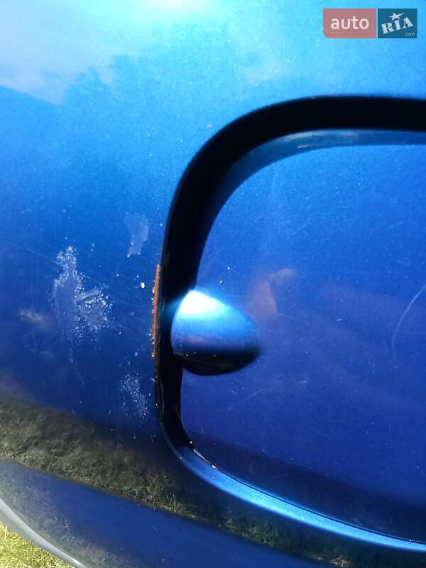 Седан Dacia Logan 2006 в Сваляві