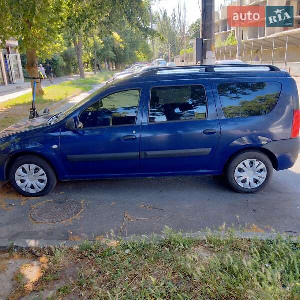 Седан Dacia Logan 2009 в Одессе
