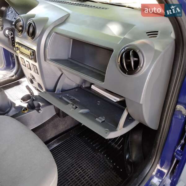 Седан Dacia Logan 2009 в Одессе