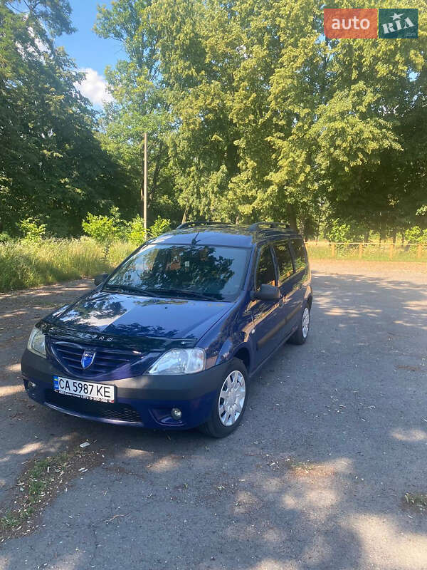 Седан Dacia Logan 2007 в Звенигородці