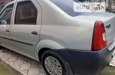 Седан Dacia Logan 2007 в Остроге